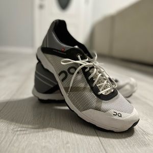 On MENS ONCLOUD CLOUDRUSH size 11.5